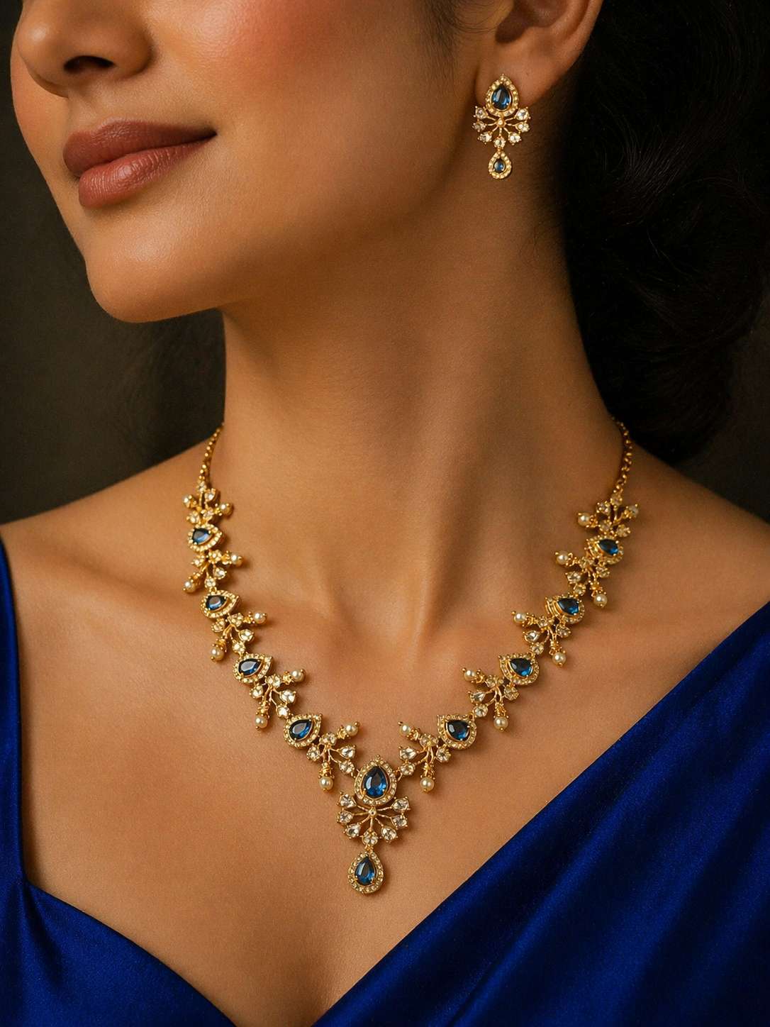 Bluestone and pearlin gold necklace set